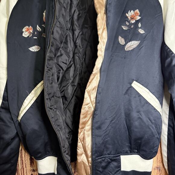 Silence + Noise Black Flower Bomber Jacket~Size Medium - Picture 3 of 12